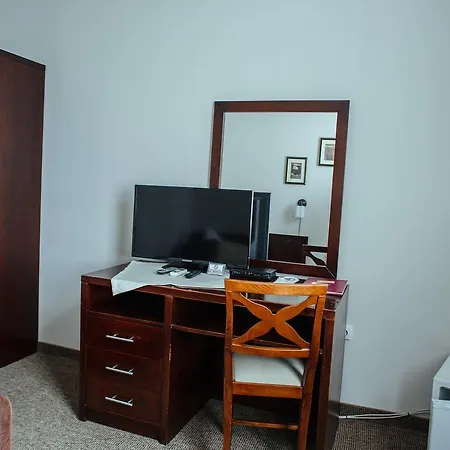 Jj Hotel *